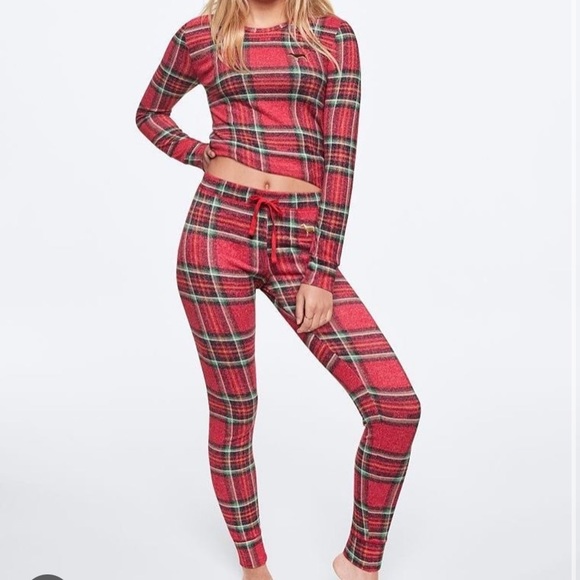 PINK Victoria's Secret Other - NWOT VS Pink Holiday themed pj set